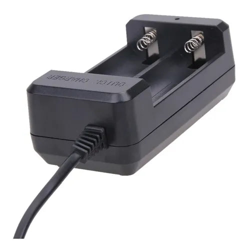 Cargador pilas baterias litio 3.7-4.2v